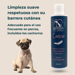 Perro cachorro junto al Champú natural Caricia ANTON Loyal Companions – limpieza suave piel sensible