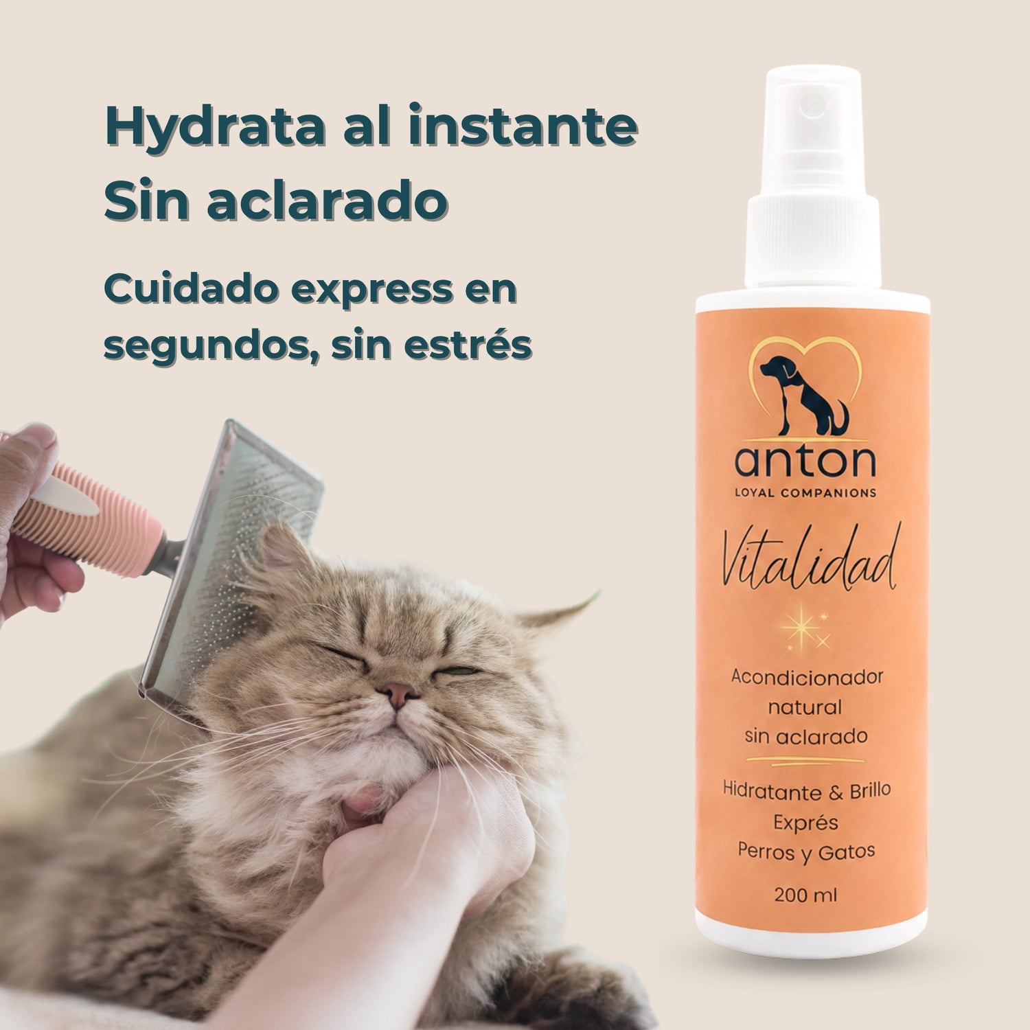Acondicionador natural sin aclarado Vitalidad ANTON Loyal Companions para perros y gatos. Hidratación instantánea y brillo con cuidado exprés, ilustrado junto a un gato siendo cepillado.
