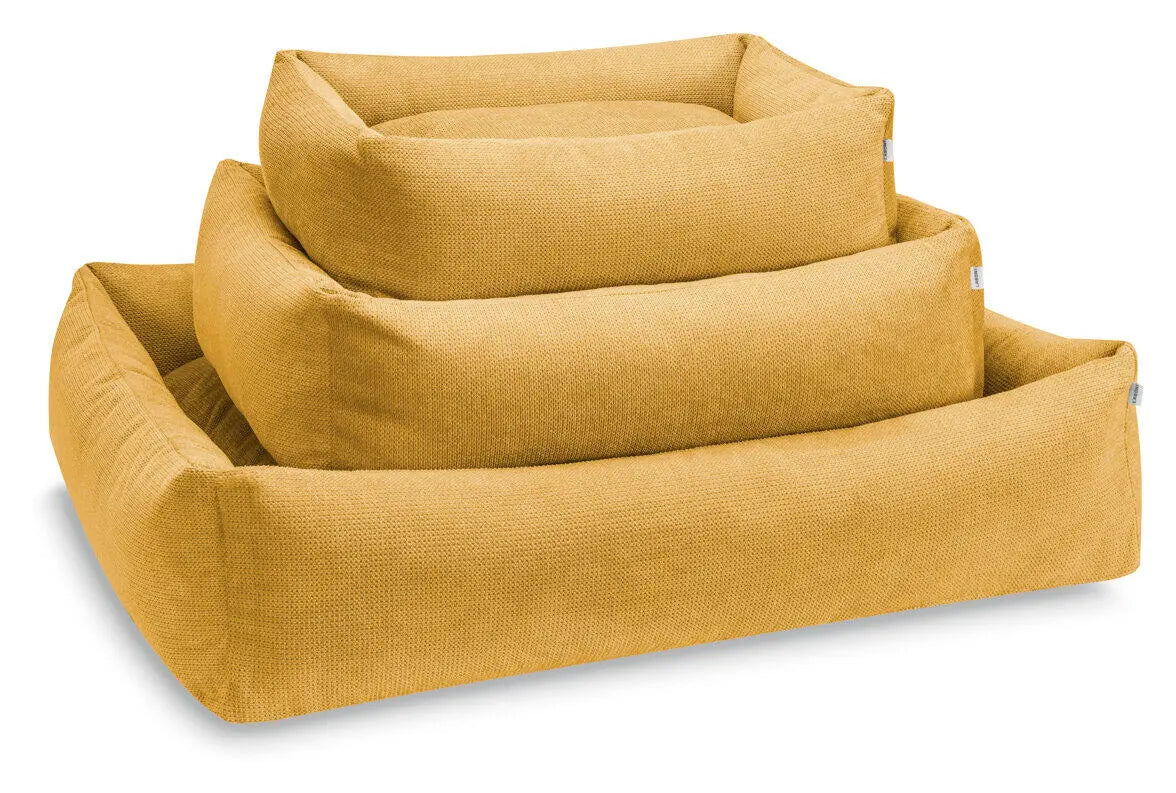 Cama para perros TUDOR color dorado disponible en tres tamaños