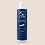 Champú natural Caricia ANTON Loyal Companions para perros con piel sensible y delicada. Fórmula suave para el uso frecuente en formato de 250 ml.