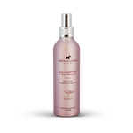 Champú seco y acondicionador para perros Frenky Lewis Sandalwood, Jasmine & Vanilla de 150 ml, en frasco rosa con pulverizador plateado.