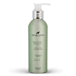 Champú para perros Frenky Lewis Green Tea & Bergamot, en envase verde de 200 ml con dosificador blanco, sobre fondo blanco.