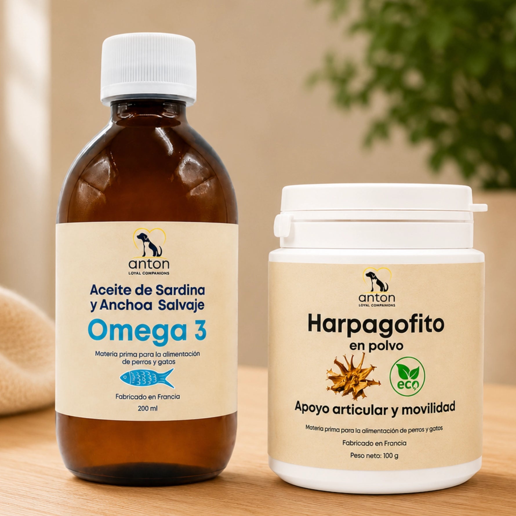 Cuidado completo para la movilidad y el bienestar diario de perros y gatos con Aceite Omega-3 EPA/DHA y Harpagofito ECO ANTON Loyal Companions.