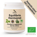 Equilibrio Hormonal BIO para perros y gatos, complemento alimentario para apoyar la regulación natural del celo y el equilibrio de los ciclos, certificado por Ecocert.