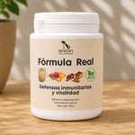 Fórmula Real para perros y gatos, suplemento natural para apoyar las defensas inmunitarias y la vitalidad diaria.
