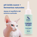 Gato sphynx junto al limpiador de oídos ANTON con texto sobre pH ácido suave y fermentos naturales.