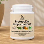 Suplemento natural para perros y gatos orientado al bienestar digestivo y al apoyo antiparasitario. Imagen del envase Protección antiparasitaria con ajo, tomillo y calabaza ecológica para acompañar el equilibrio digestivo y el confort intestinal diario.