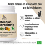Imagen informativa del suplemento natural Protección antiparasitaria para perros y gatos. Destaca el uso de ingredientes ecológicos dentro de rutinas internas, especialmente en situaciones con riesgo de parásitos intestinales o durante cambios de estación, con certificación BIO UE.