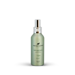 Spray neutralizador de olores para perros Frenky Lewis Green Tea & Bergamot de 100 ml, en frasco verde con pulverizador plateado.
