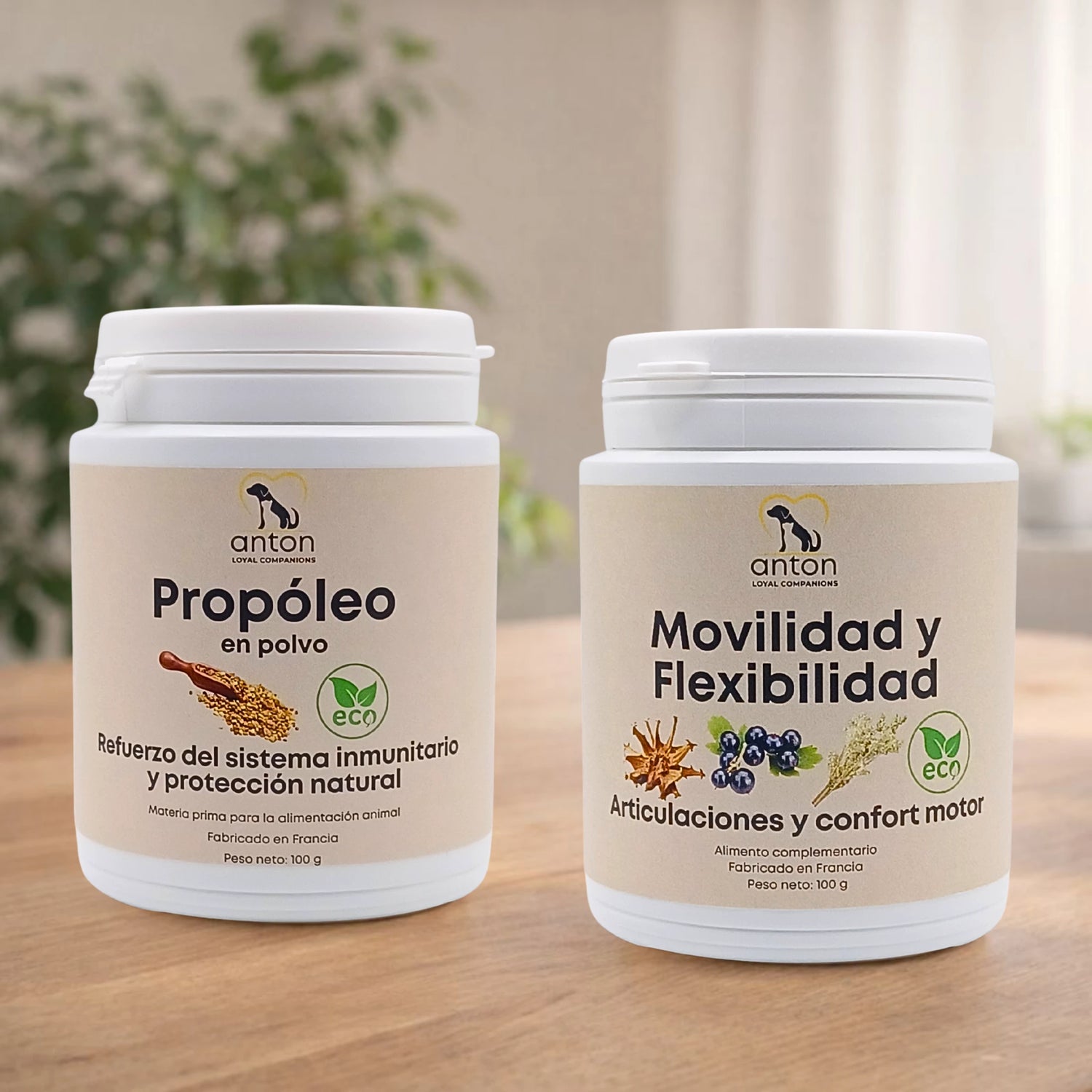Suplementos naturales para perros y gatos ANTON Loyal Companions con propóleo y fórmula movilidad y flexibilidad, apoyando defensas naturales y confort articular, fabricados en Francia