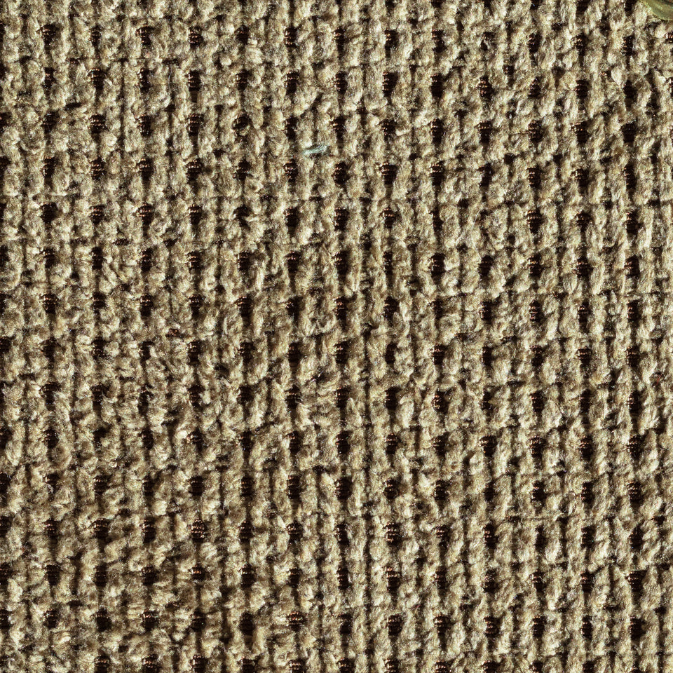 Detalle de la textura del tejido de la cama TUDOR color oliva